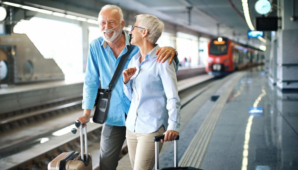 Inogen Rove 6 worn over man's shoulder while traveling 